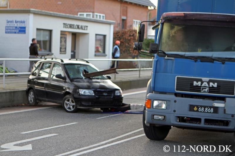 2003201911_t2.jpg