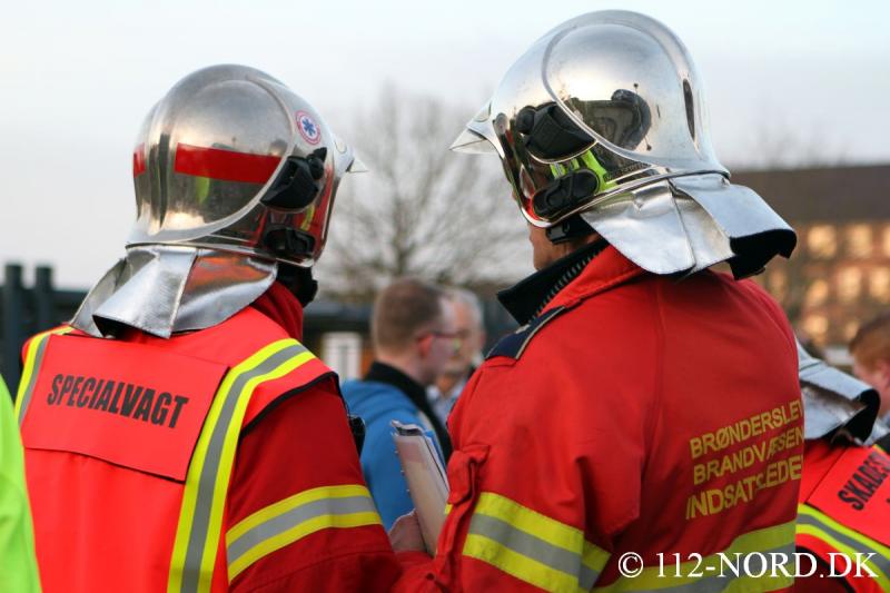 2003201923_t2.jpg