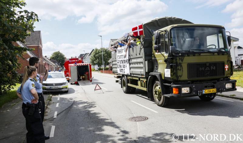 2706201918_t2.jpg