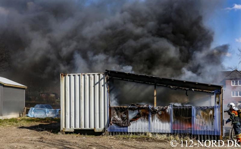 0504202002_t2.jpg